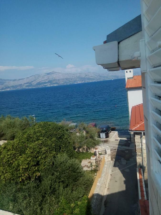Apartmani Banic Postira Exterior foto